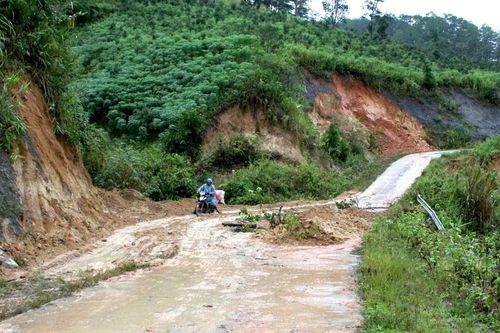 Lạnh gáy với những điểm sạt lở ở Gia Lai - Kon Tum