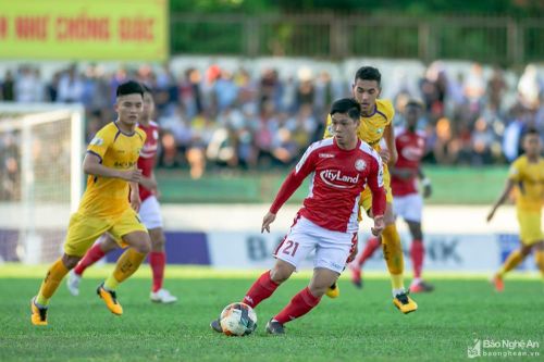 Những cầu thủ người Nghệ An chính thức rời Sài Thành