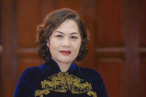 Bà Nguyễn Thị Hồng là nữ Thống đốc đầu tiên của ngành ngân hàng