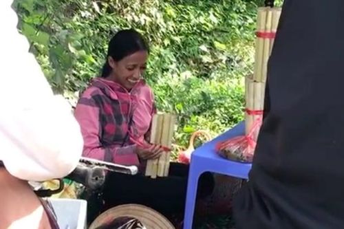 Bà Lý Vlog khiến dân mạng bất ngờ về hình ảnh ngoài đời thực, tìm hiểu câu chuyện còn ngỡ ngàng hơn