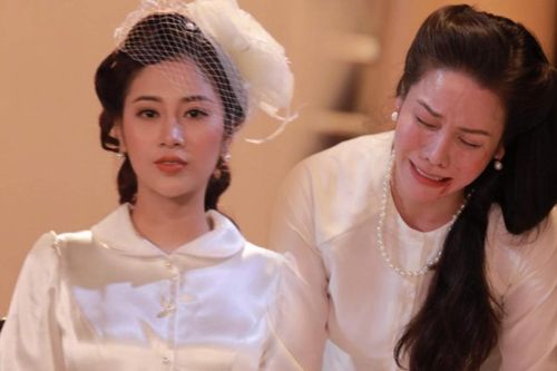 Nhật Kim Anh bị Tố My 'hành' đến đổ máu trong MV mới?