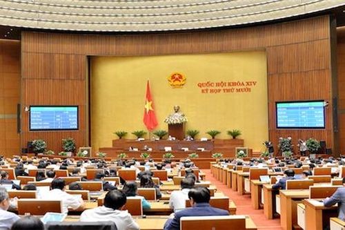 Quốc hội thông qua mục tiêu GDP tăng 6% năm 2021