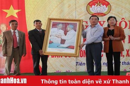 Phó Chủ tịch UBND tỉnh Phạm Đăng Quyền dự Ngày hội Đại đoàn kết toàn dân tộc tại xã Tiên Trang