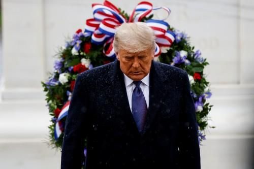 Chùm ảnh: Lần xuất hiện chính thức đầu tiên của Tổng thống Donald Trump sau tin thất cử tại Mỹ