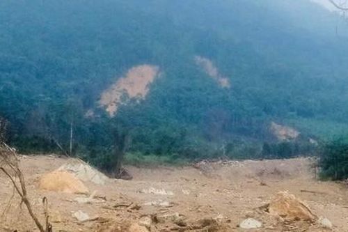 Quảng Trị: Người dân lo lắng khi nghe tiếng nổ lớn từ núi