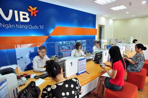 Cổ phiếu VIB lên sàn, vợ sếp lớn gom mua