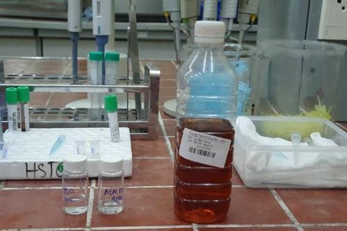Cách nhận biết rượu chứa cồn công nghiệp methanol