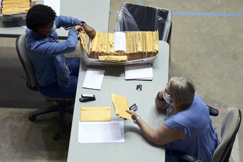 Bầu cử Mỹ: Hàng trăm vali phiếu bầu bị bỏ quên ở quần đảo Puerto Rico