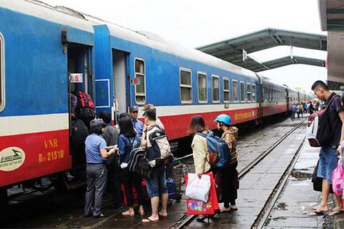 Hơn 14.000 vé tàu trên các tuyến giảm giá 50%