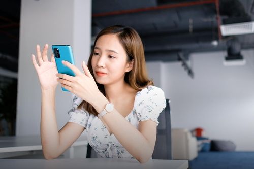 Đánh giá OnePlus 8T 5G - đối thủ Galaxy Note20