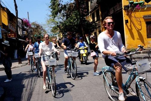 Bắt buộc xây dựng lại ngành du lịch thân thiện với khí hậu