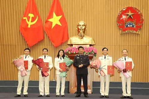 Bổ nhiệm cán bộ lãnh đạo Viện Kiểm sát nhân dân Tối cao