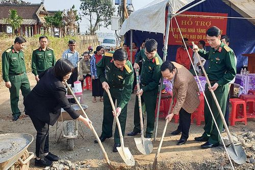 Tuổi trẻ quân đội xây nhà tặng gia đình khó khăn tại Quảng Bình