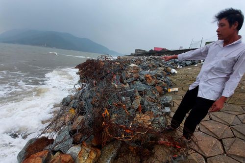 Nỗi lo sạt lở kè biển trong mùa mưa bão tại Hà Tĩnh