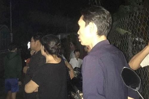 Chồng đâm chết vợ rồi treo cổ tự tử