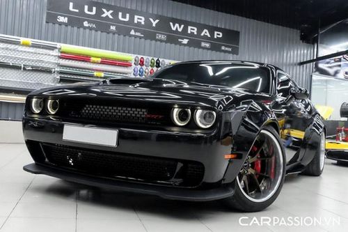 Chi tiết Dodge Challenger SRT hơn 6 tỷ, 'hàng khủng' tại Sài Gòn