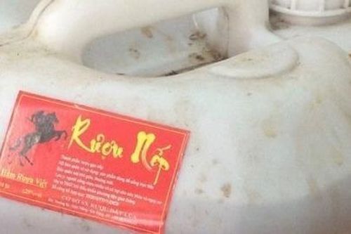 Bộ Y tế cảnh báo người dân ngừng mua và sử dụng rượu nếp Đất Lúa