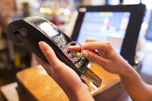 Những lỗ hổng bảo mật thẻ tín dụng thường gặp mà chị em không hay để ý