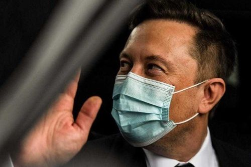 Elon Musk xét nghiệm Covid-19 cho kết quả 2 lần dương tính