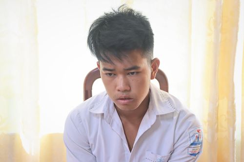 Lai Châu: Bắt quả tang đối tượng giấu 4kg thuốc phiện trong phòng nghỉ
