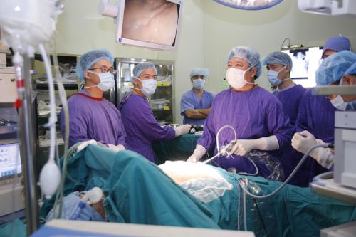 'Trình độ của phẫu thuật viên Việt Nam ngang tầm các quốc gia khác'