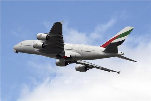 Hãng hàng không Emirates lần đầu tiên báo lỗ trong hơn 30 năm