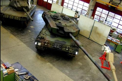Choáng ngợp trước xe tăng Leopard 2 mang pháo 140 mm