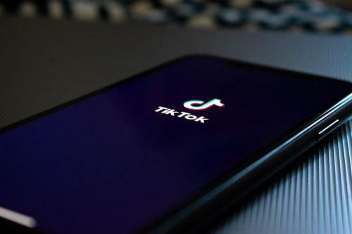 TikTok lại 'thoát chết'