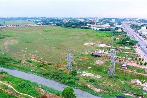 Tòa hủy biện pháp ngăn chặn dự án trúng đấu giá của Kim Oanh
