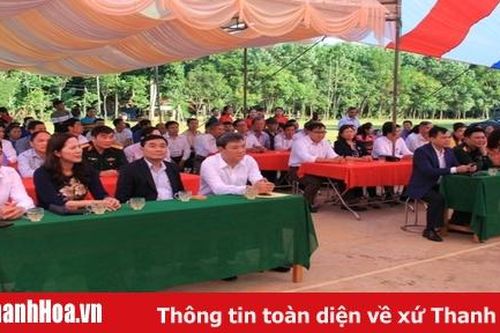 Bí thư Thành ủy TP Thanh Hóa Lê Anh Xuân dự Ngày hội Đại đoàn kết toàn dân tộc tại huyện Lang Chánh