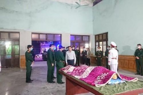 Hai chiến sĩ trẻ thương vong trong khi rà phá bom mìn tìm kiếm quy tập hài cốt liệt sĩ ở Hà Giang