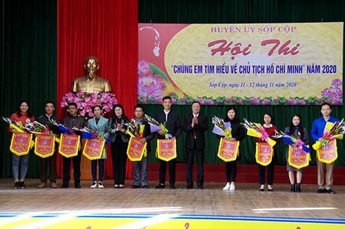Huyện ủy Sốp Cộp: Hội thi 'Chúng em tìm hiểu về Chủ tịch Hồ Chí Minh' năm 2020.