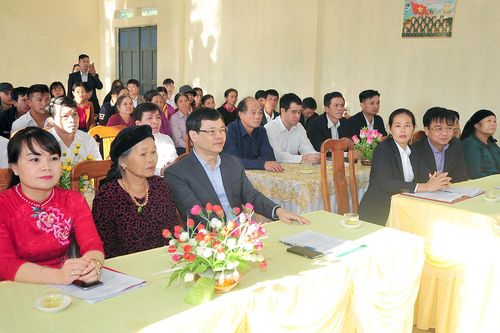 Chủ tịch UBND tỉnh Nguyễn Văn Sơn dự Ngày hội Đại đoàn kết tại thôn Tân Thịnh