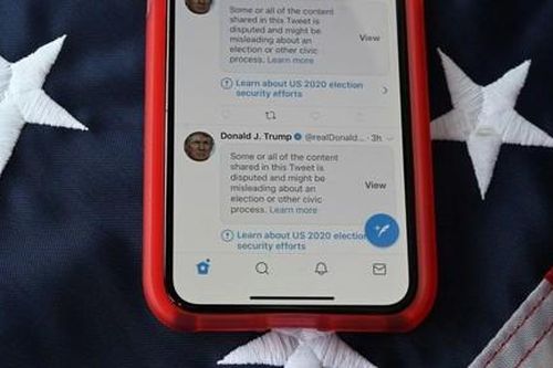 Twitter dán nhãn 300.000 bài viết 'gây hiểu lầm' trong bầu cử Mỹ