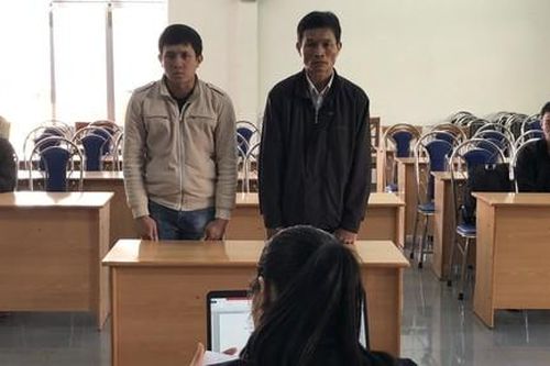 Hai cha con hành hung nữ y tá và nhân viên bảo vệ bệnh viện lãnh án