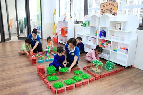 Hà Nội xây dựng trường, lớp mầm non hạnh phúc: Nâng chất lượng giáo dục toàn diện