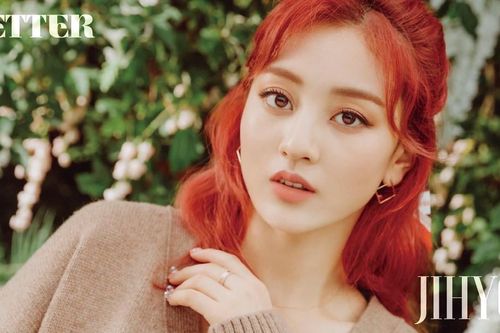 Khổ như Jihyo (TWICE): Khi hẹn hò thì bị chê bai hết lời, lúc chia tay lại bị 'cà khịa'