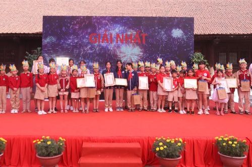 Cuộc thi ''Sáng tác về thầy giáo Chu Văn An'' trao 6 giải Nhất cho các em học sinh