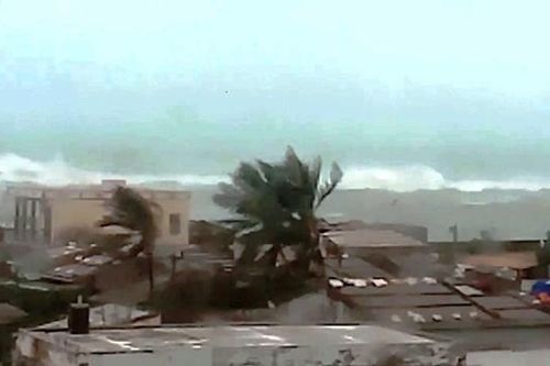 Quảng Ngãi: Lý Sơn sơ tán 1000 người do bão số 13