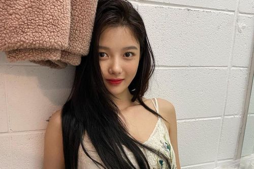 Nhan sắc hiện tại của 'em gái quốc dân' Kim Yoo Jung