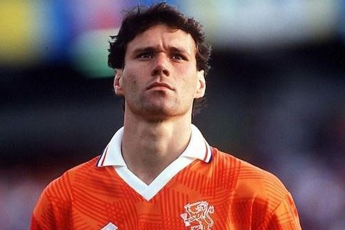 Nỗi đau của Marco van Basten