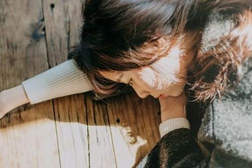 Lý do vợ ngậm ngùi nhận nuôi con riêng của chồng khiến ai cũng ứa nước mắt