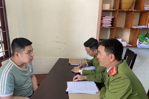 Nhờ họ hàng trông nhà, bị phá két bạc