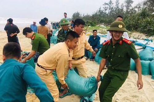 Thừa Thiên Huế di tản gần 20.000 hộ dân trước bão số 13