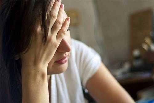 Anh trai uống rượu say xỉn chẳng còn biết gì nữa, thế mà chị dâu lại có hành động khiến tôi hận thấu xương