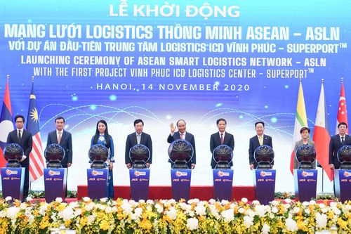 Thủ tướng Chính phủ Việt Nam - Singapore khởi động Mạng lưới Logistics thông minh ASEAN
