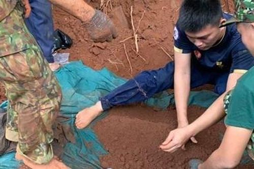 Quy tập thêm được 18 hài cốt liệt sĩ tại huyện biên giới Lộc Ninh