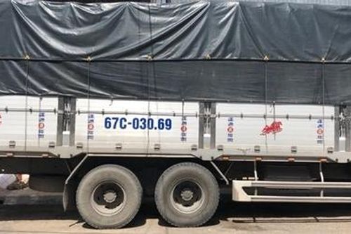 Thu giữ hơn 800.000 khẩu trang y tế không rõ nguồn gốc