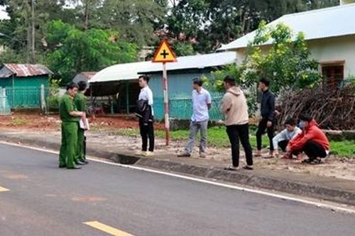 Một nam sinh lớp 12 nghi bị đánh tử vong sau giờ tan học