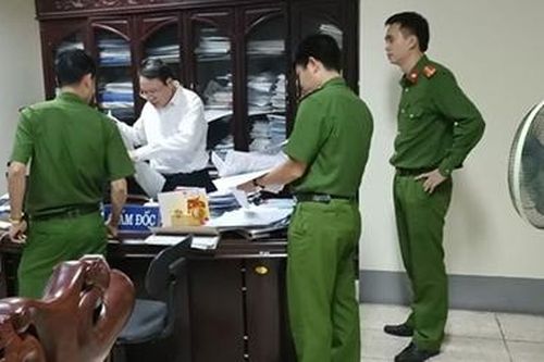 Khởi tố Giám đốc Ngân hàng Hợp tác xã Việt Nam chi nhánh Ninh Bình